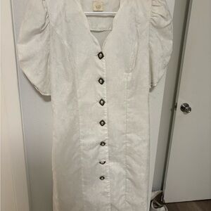 Elegant Vintage White Button-Down Dress